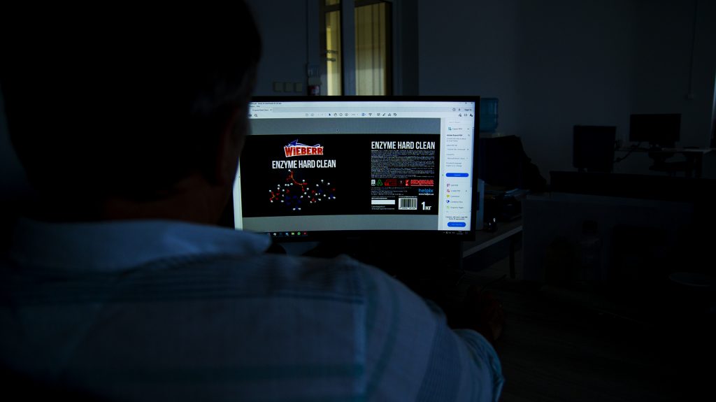 Создание этикетки к химии Wieberr