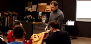 Выведение пятен с ковров и мягкой мебели