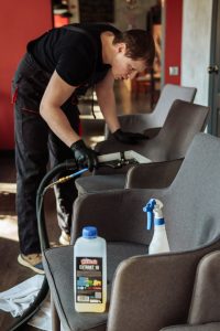 Химчистка мягкой мебели и ковров на выезде, на объекте клиента