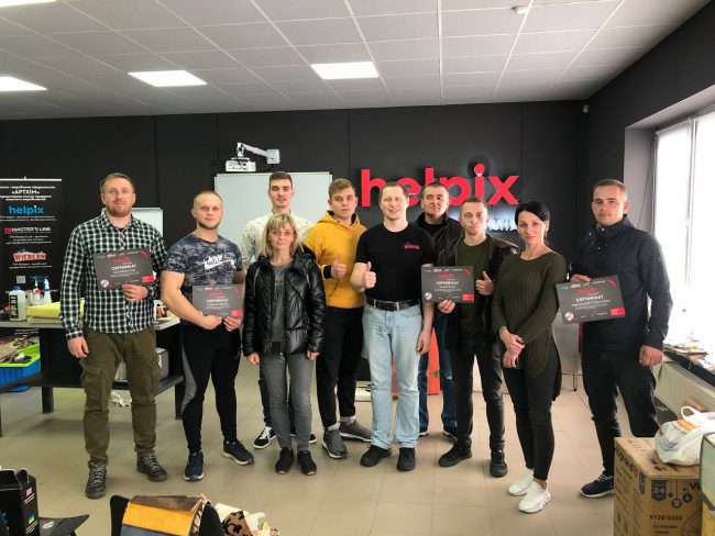 И групповое фото напоследок – со всеми, кто приехал на обучение